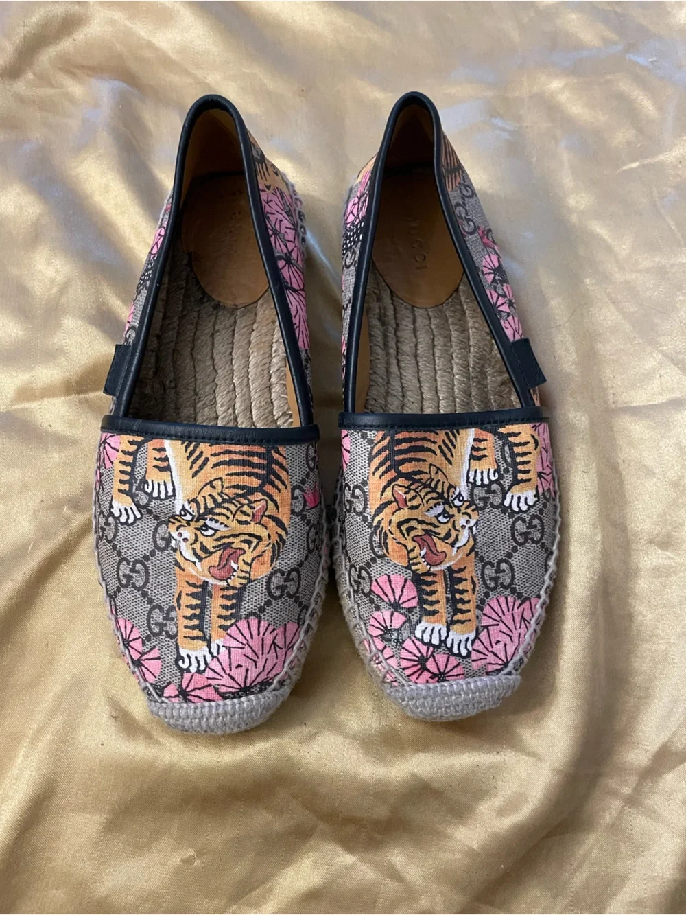 Gucci Beige GG Canvas Espadrilles with Pink & Orange Tiger Motif